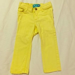 Old Navy baby girl yellow skinny jeans